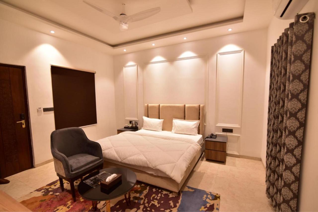 Kohinoor Palace - A Heritage Hotel Faizābād Eksteriør billede