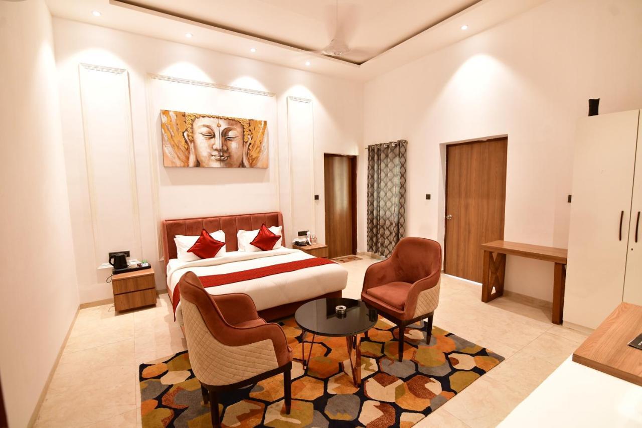 Kohinoor Palace - A Heritage Hotel Faizābād Eksteriør billede