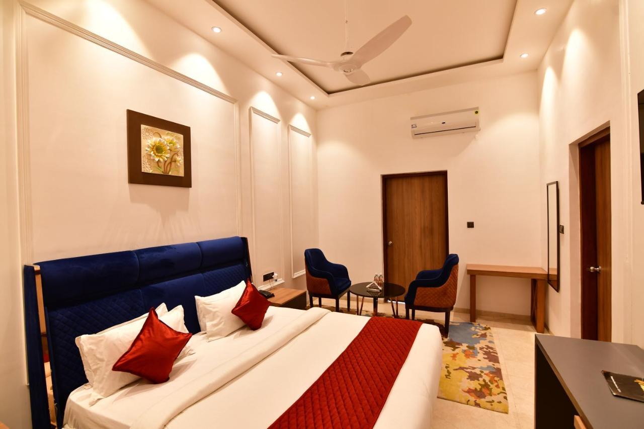 Kohinoor Palace - A Heritage Hotel Faizābād Eksteriør billede